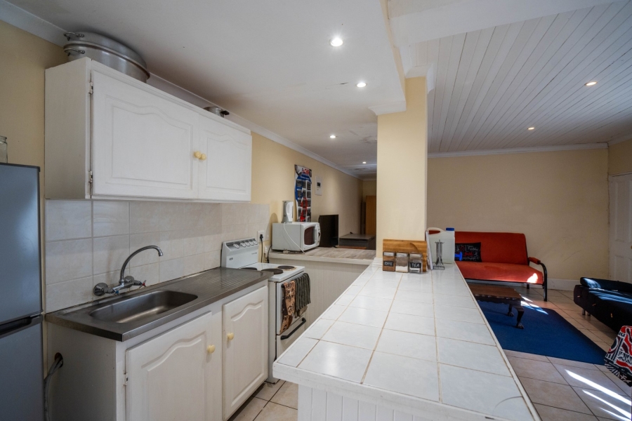 5 Bedroom Property for Sale in West Bank Eastern Cape